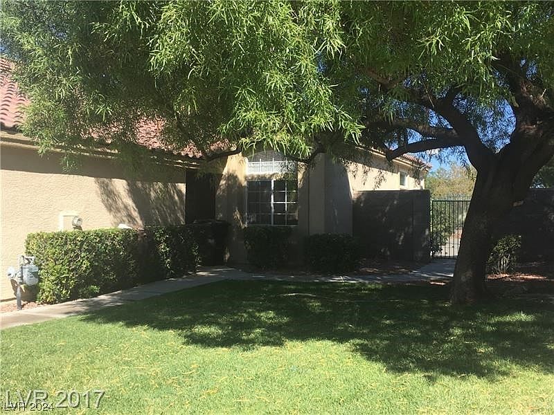 2nd image of 3088 Quail Crest Ave