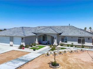 10653 8th Ave, Hesperia, CA 92345