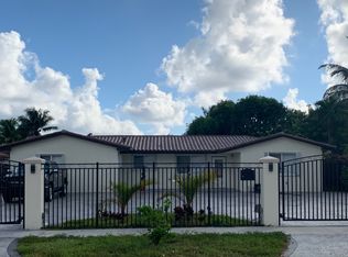 6065 W 10th Ave, Hialeah, FL 33012