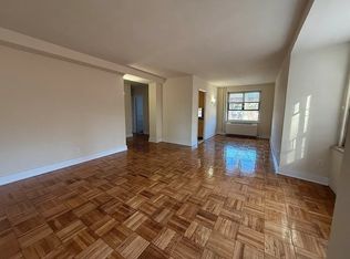 69-01 197th St #22, Fresh Meadows, NY 11365