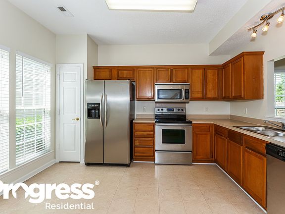 5th image of 4308 Bubbling Brook Ct