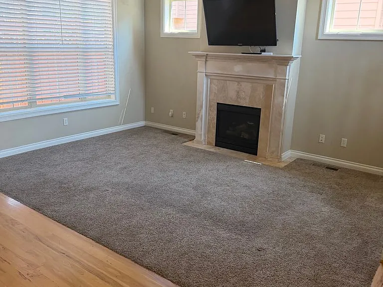 4033 Scottdale St — Photo 3