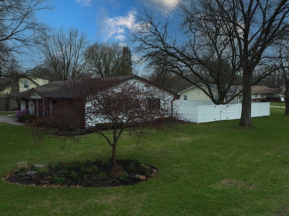 4th image of 460 S Ralph St