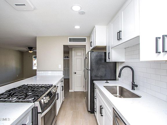 2nd image of 3827 E Eugie Ave