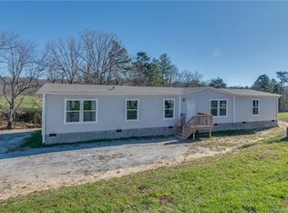 193 Big Oak Rd, Hendersonville, NC 28792