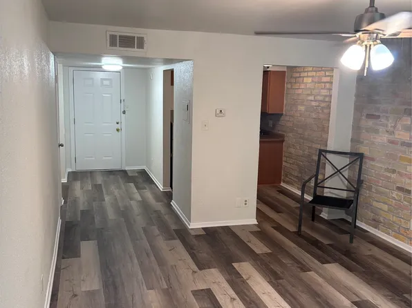 6004 Westridge Ln APT 705, Fort Worth, TX 76116