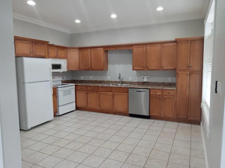 11 Margaret Rose Ln — Photo 6