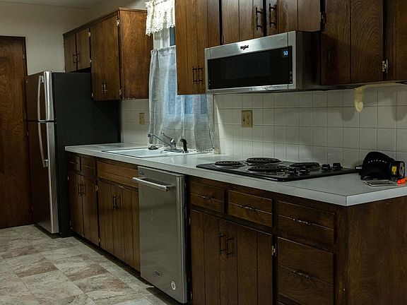 2nd image of 2155 Charles Dr
