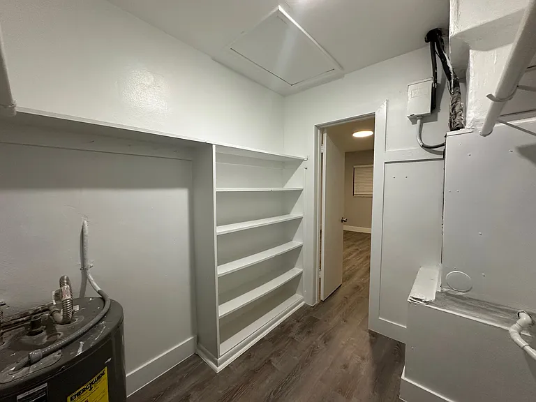 3700 NE 22nd Ave — Photo 5