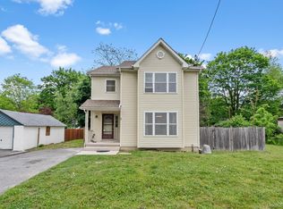 10 Taft Ave, Newburgh, NY 12550