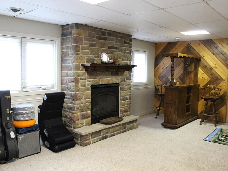 3791 Greensboro Ct — Photo 17