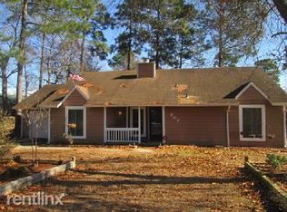 905 Brookridge Dr, Fayetteville, NC 28314