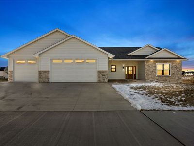 1532 3rd St SW, Mount Vernon, IA, 52314