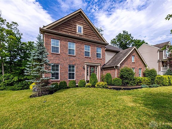 2nd image of 1084 Sophia Dr