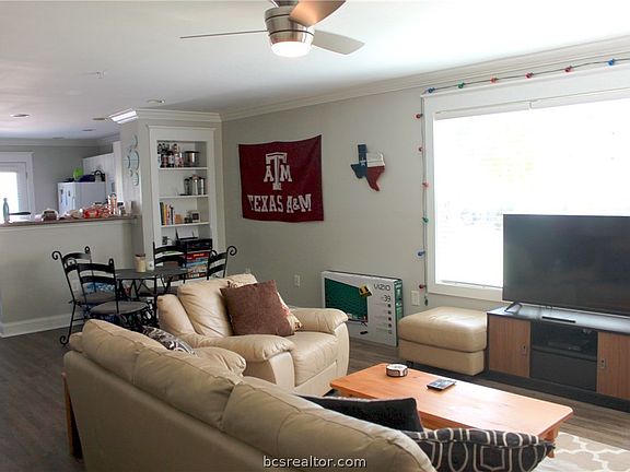 5th image of 1725 Harvey Mitchell Unit 2114