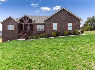 3148 Sagegrass Dr, Louisville, TN 37777