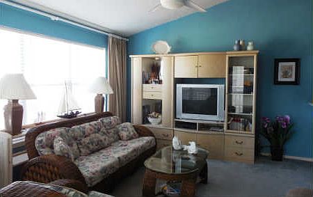 2nd image of 530B Tarpon Ave