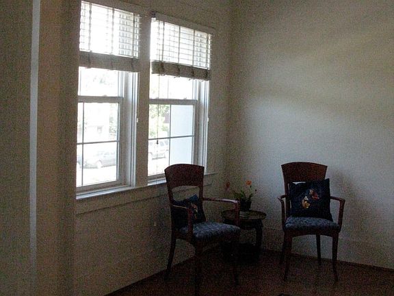 4th image of 206 Sir Francis Drake Blvd