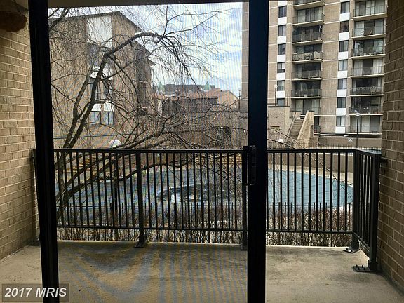 5th image of 110 Monroe St APT 202