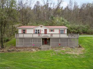 4235 Jade Rd NW, Dellroy, OH 44620