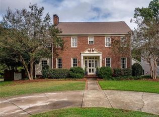 1401 Biltmore Dr, Charlotte, NC 28207