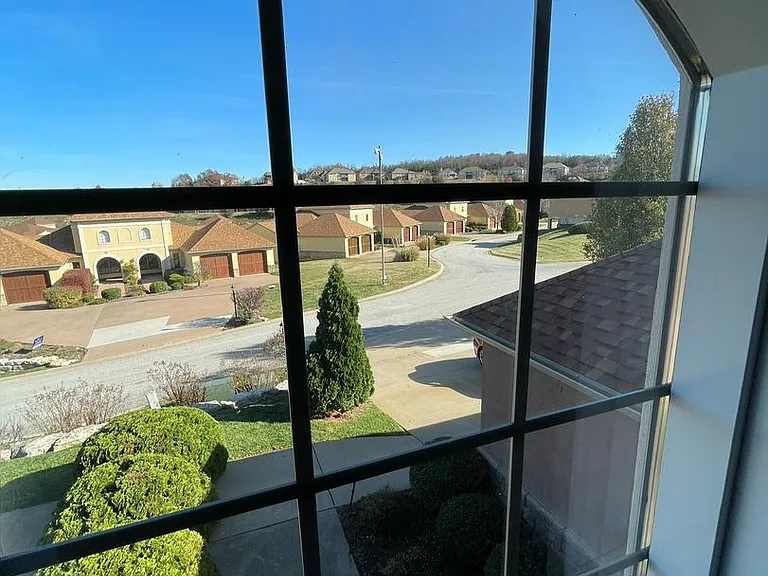123 N Tuscany Dr — Photo 26