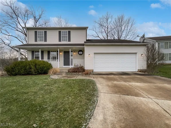 1609 Chestnut Trail Dr, Twinsburg, OH 44087