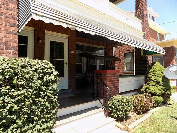 5th image of 1346 E 7th St #Townhouse