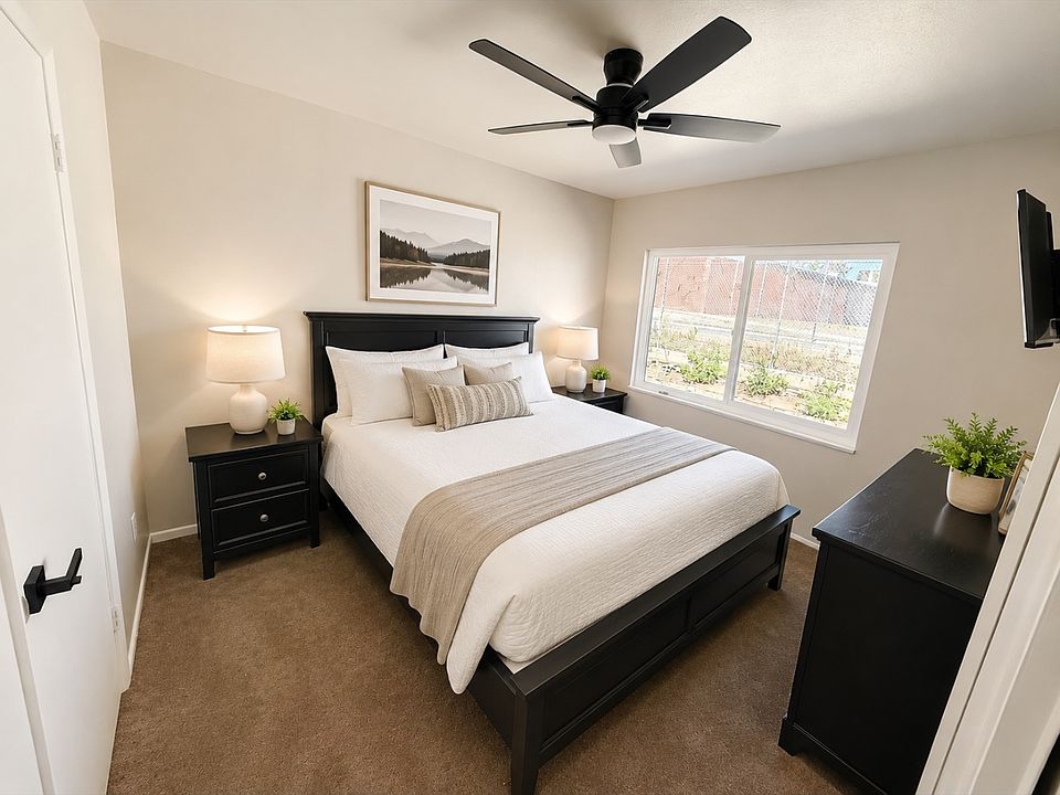 1st image of 6688 Montclair Dr #4