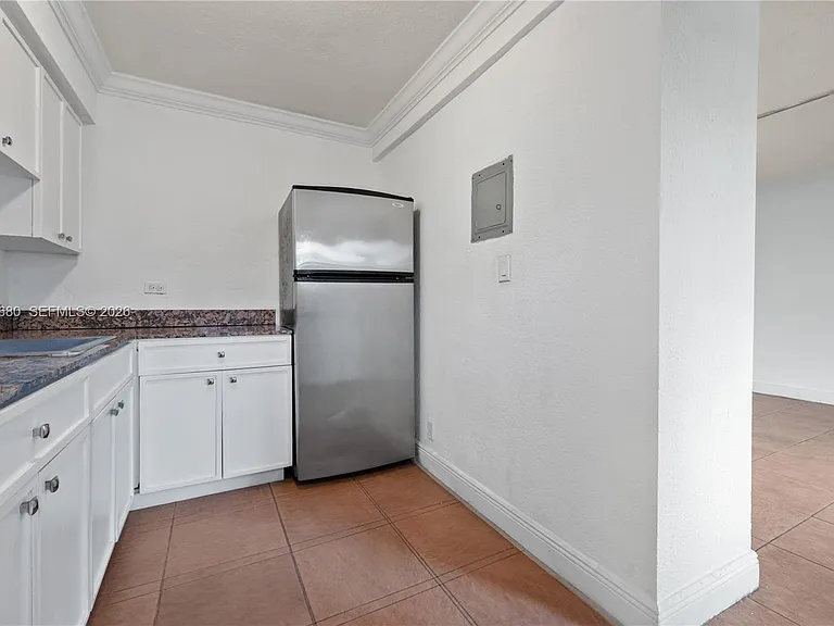 1610 NW North River Dr #110 — Photo 9