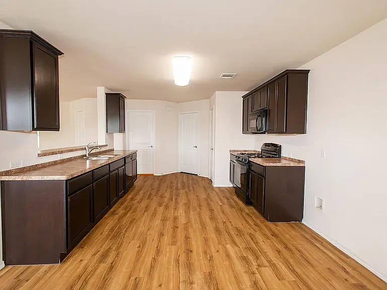 6917 Crestone Rd — Photo 8
