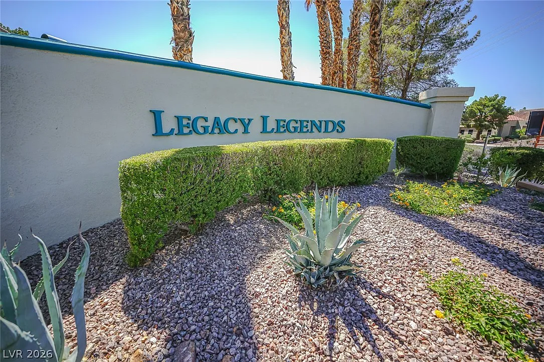 2 bed, 2.0 bath, 1012 sqft, $1,550 — Photo 2