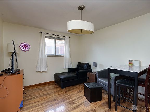 5th image of 2916 Colonial Ave