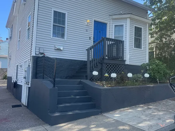61 Flora St, Providence, RI 02904
