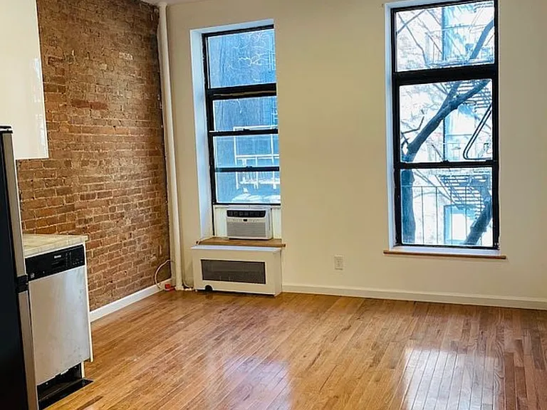 39 Carmine St #1A — Photo 2