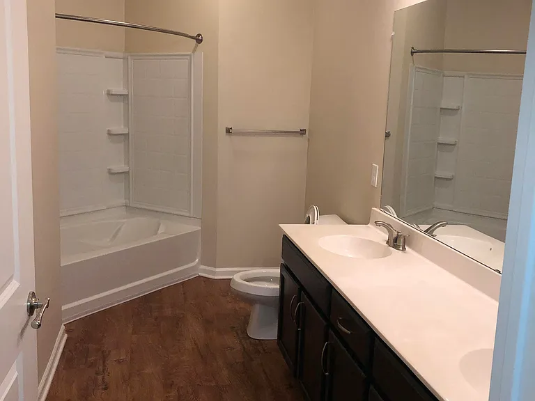 Hurstbourne Estates — Photo 28