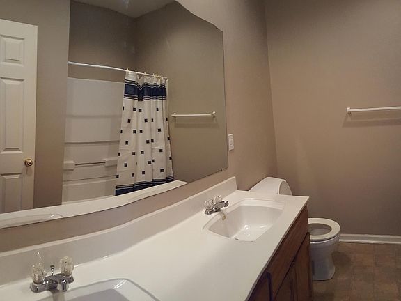 2nd image of 10335 Parkview Ave