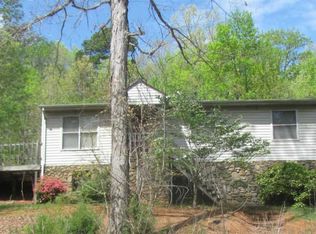 1905 Blackwater Rd, Evington, VA 24550