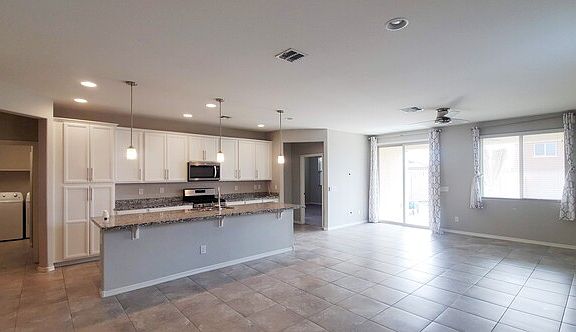 4th image of 17409 W Eagle Ct