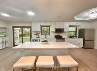 908 N Meadows Ln, Greenfield, IN 46140