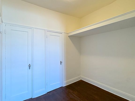4th image of 47 Jane St APT 19