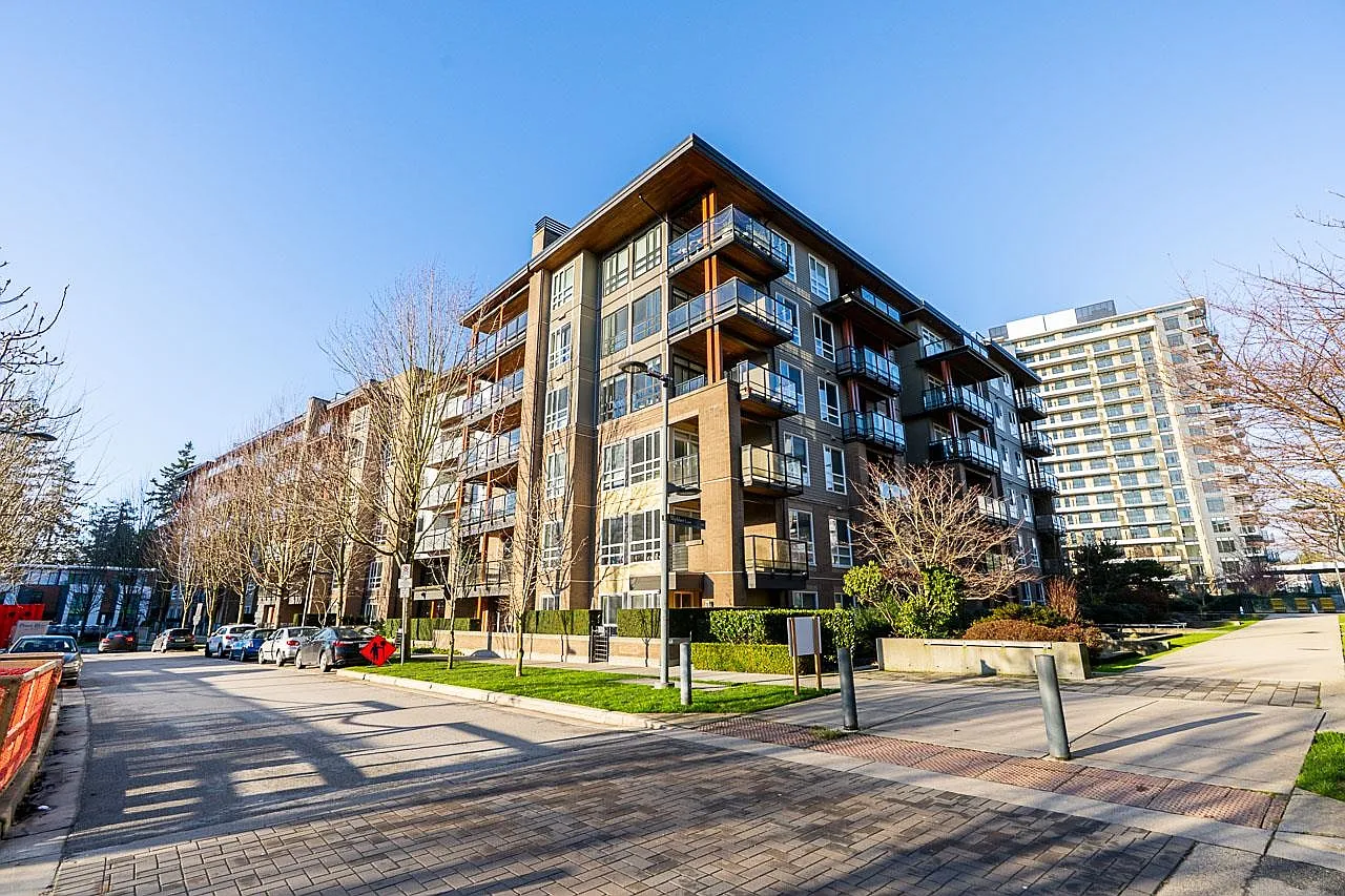 6033 Gray Ave Penthouse 1 photo 1