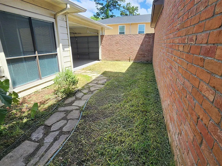 4731 N Cashel Cir — Photo 24