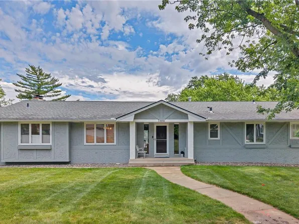 7001 Lanham Ln, Edina, MN 55439
