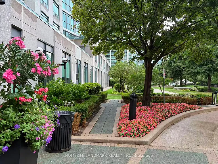 28 E Harrison Garden Blvd #1001 — Photo 3