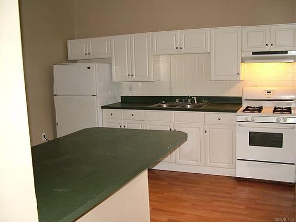 3rd image of 2210 4th Ave