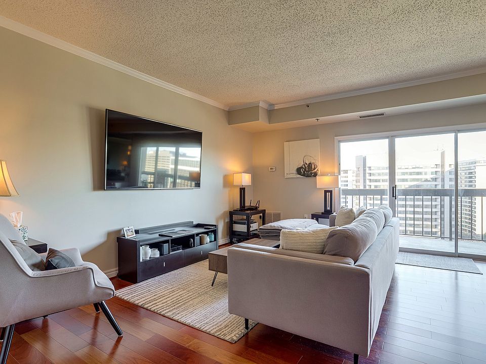 1st image of 1211 S Eads St APT 1306