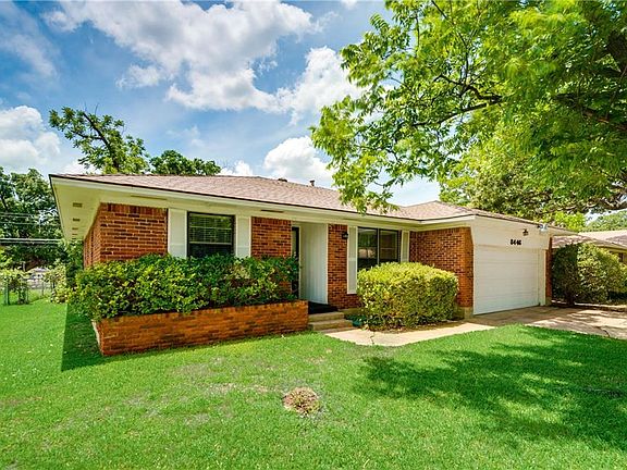 2nd image of 8446 Foxwood Ln