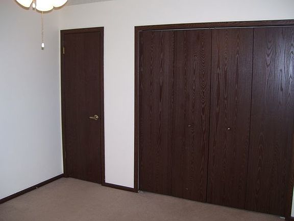 3rd image of 2831 28th St #28