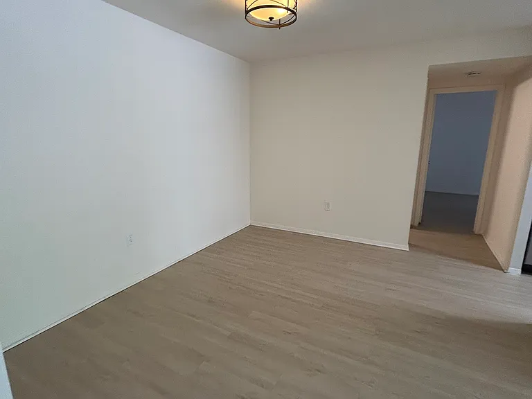 425 Christopher Ave #14 — Photo 20